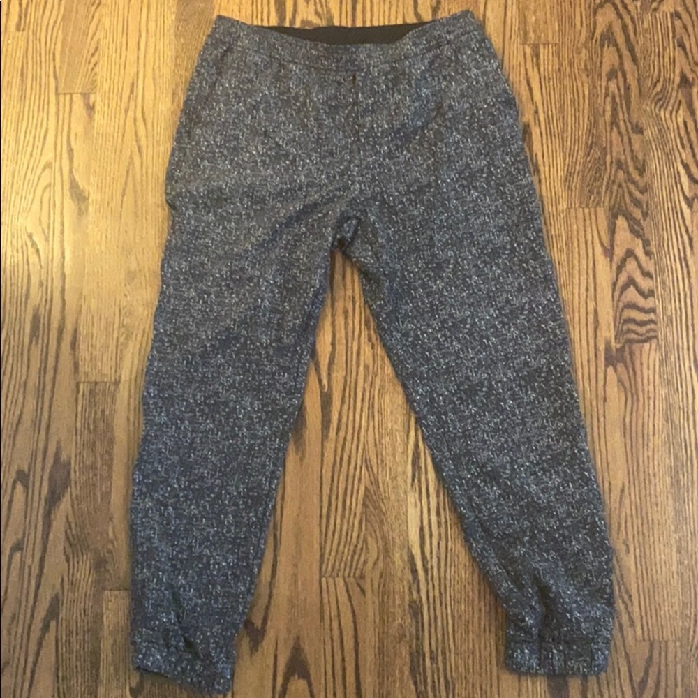 Outdoor Voices Jogger with Gray Pattern never worn